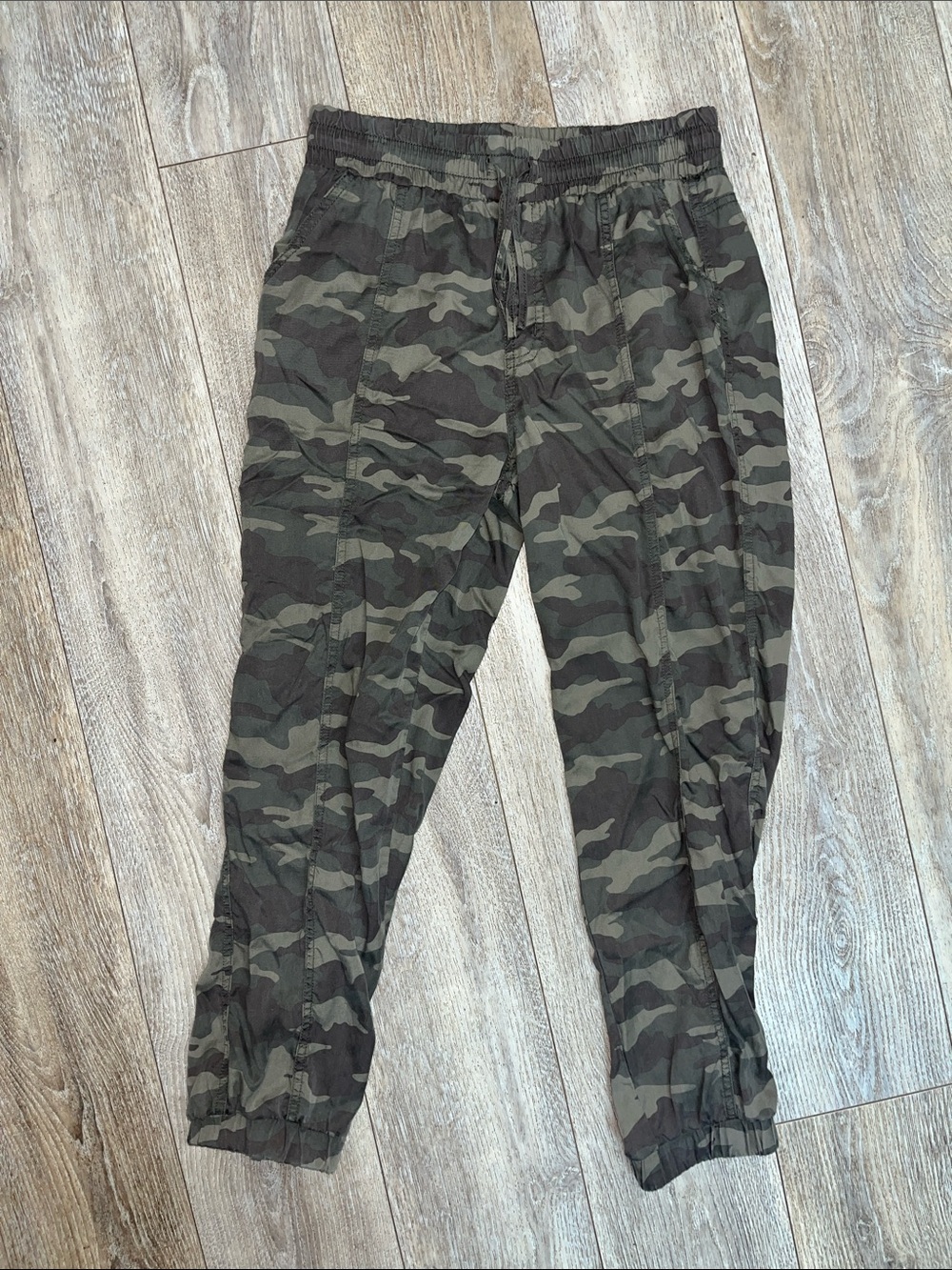 Jolt Camouflage Cargo Pants - Olive & Dark Green